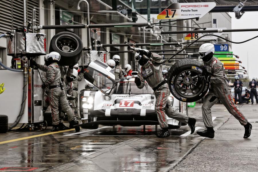  Porsche 919 Hybrid 2015 года  (фото 196 из 481)